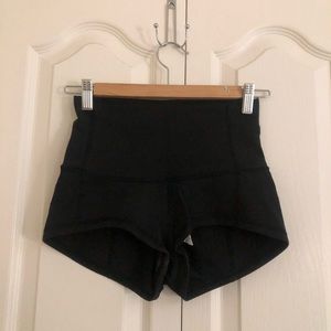LULULEMON Short